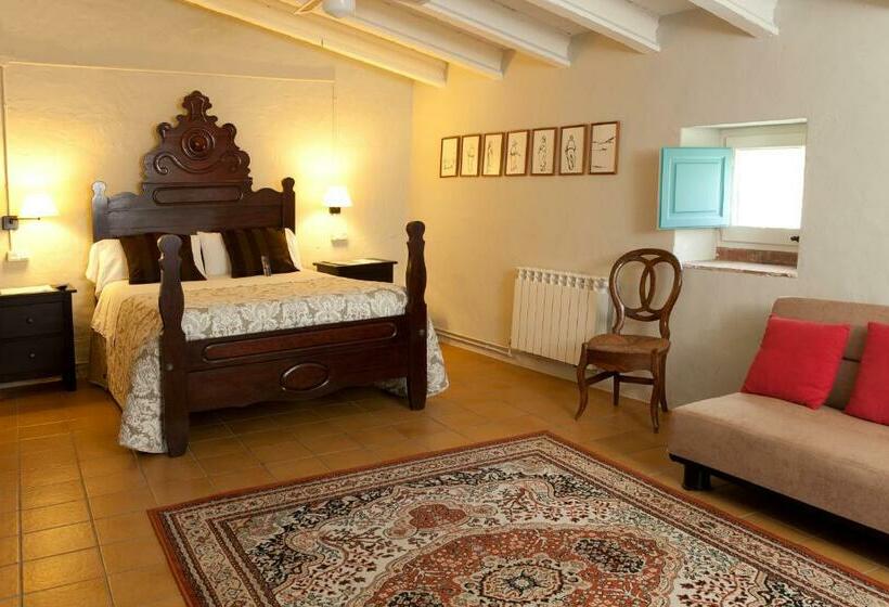 اتاق استاندارد سه نفره, Turisme Rural Mas Masaller