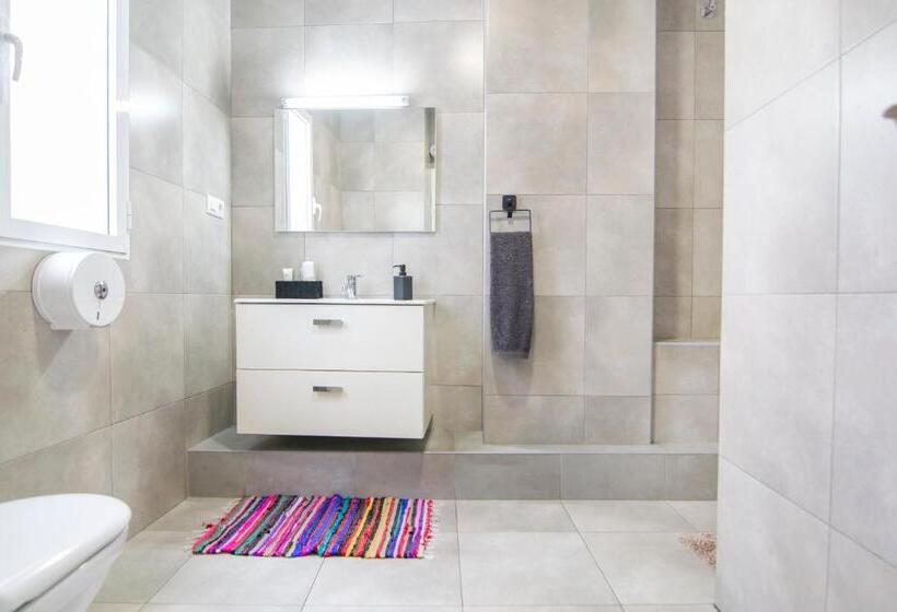 Standard room with outdoor bath, Kasa Katia Guest House