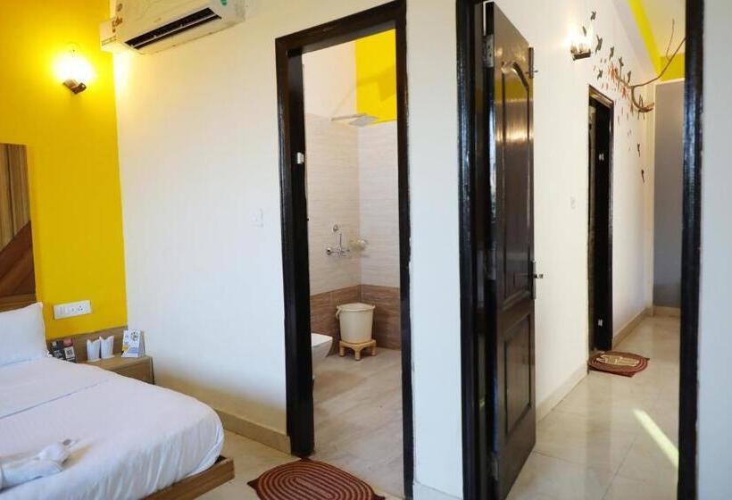 패밀리 스위트, Corbett Treat Resort