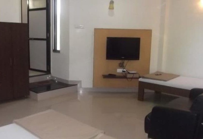 غرفة ديلوكس, Rajshree Lodging