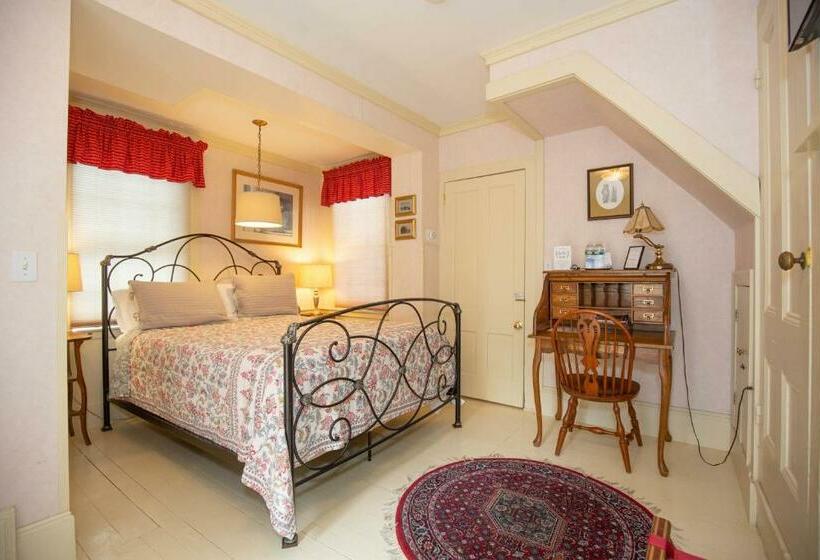 Номер Deluxe Кровать Куин, Clark Currier Inn