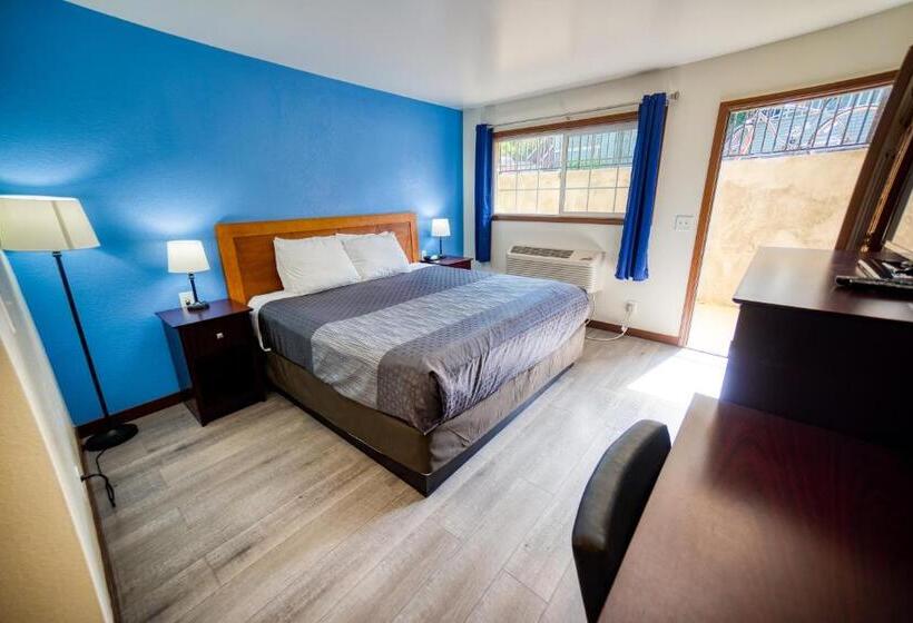 غرفة قياسية سرير كينج, Budget Inn