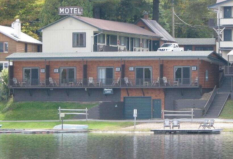 Номер Стандартный Кровать Куин, Pine Knoll Hotel Lakeside Lodge & Cabin