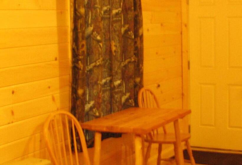 Четырехместный Номер Deluxe, Pine Knoll Hotel Lakeside Lodge & Cabin