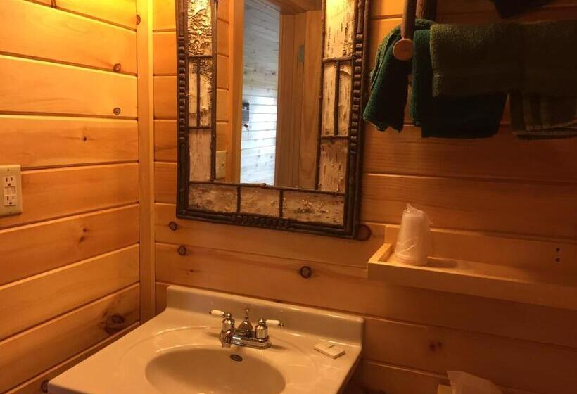 Четырехместный Номер Deluxe, Pine Knoll Hotel Lakeside Lodge & Cabin