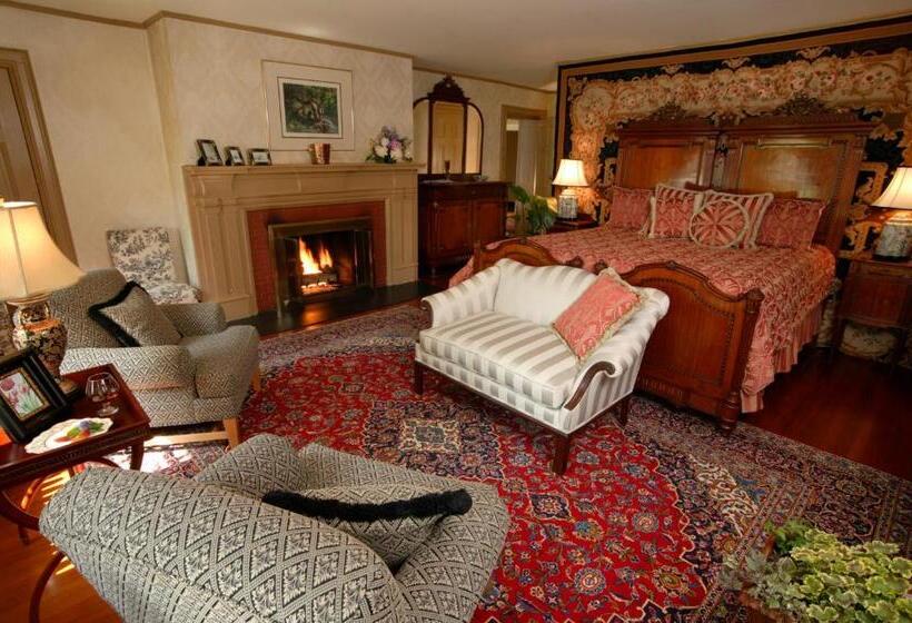 Номер Deluxe Кровать Кинг, Cameron Estate Inn