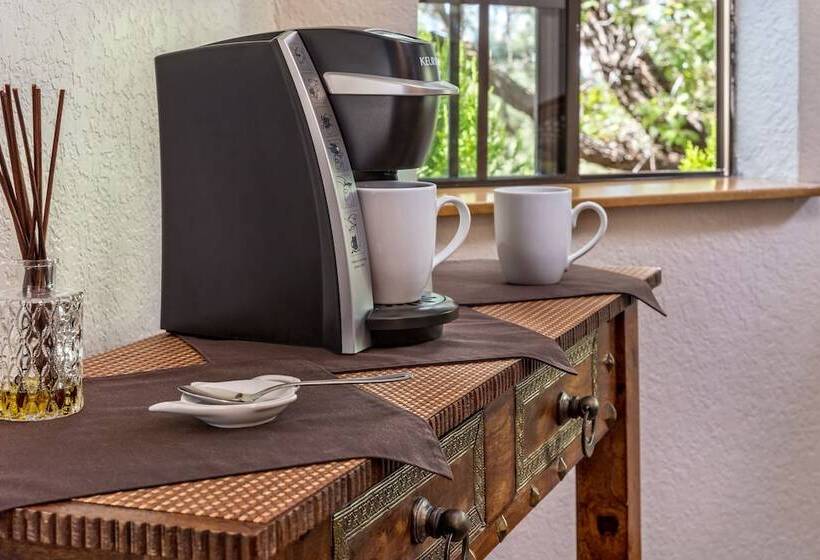 Номер Премиум, Sheridan House Inn  Adult Only Accommodation
