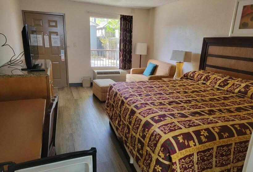 Стандартный Номер Кровать Кинг, Studio 9 Inn & Suites