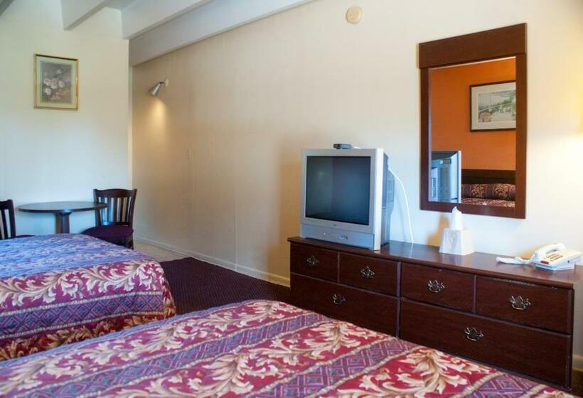 Номер Стандарт 2 Двуспальные Кровати, Nassau Holiday Motel