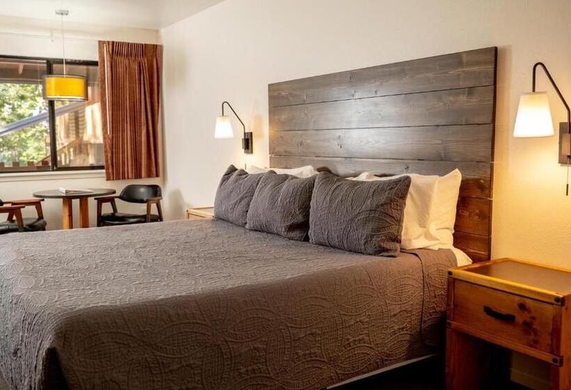 Стандартный Номер Кровать Кинг, Eagle Cap Chalets