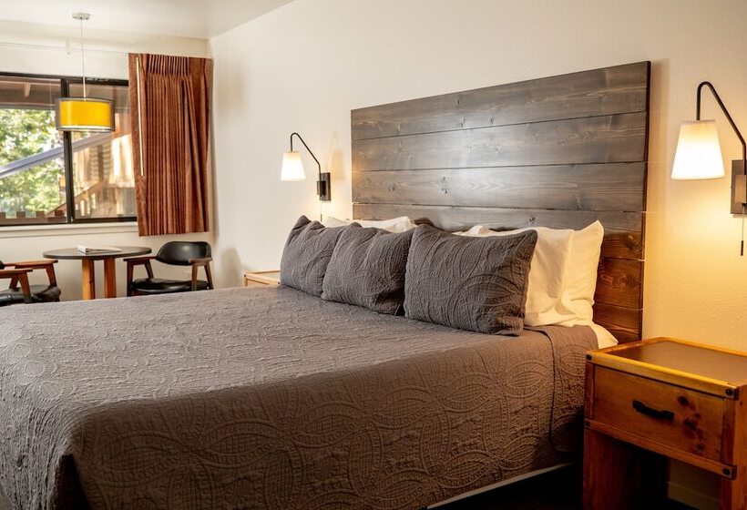 Номер Стандарт, Eagle Cap Chalets