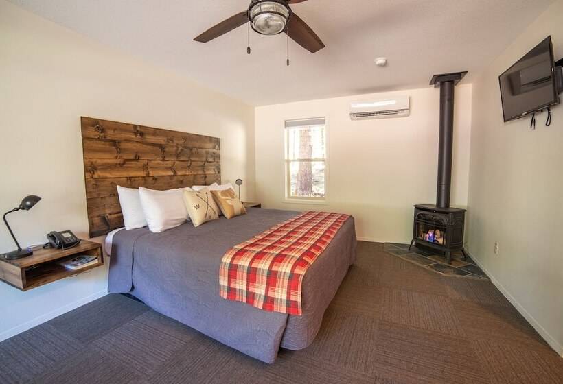 Хижина, Eagle Cap Chalets