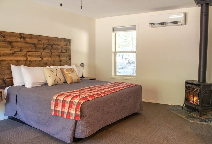 Хижина, Eagle Cap Chalets