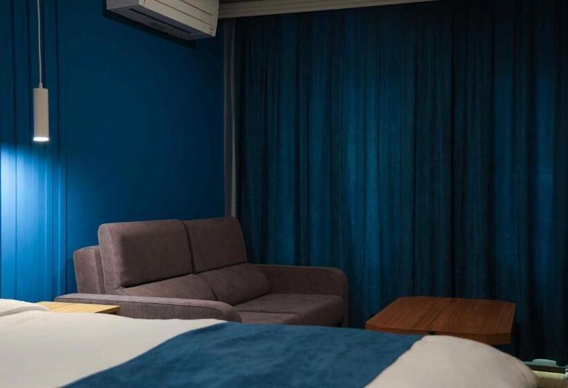 Номер Стандарт, Premium Hotel, Mediterranean Food & Mezze Bar