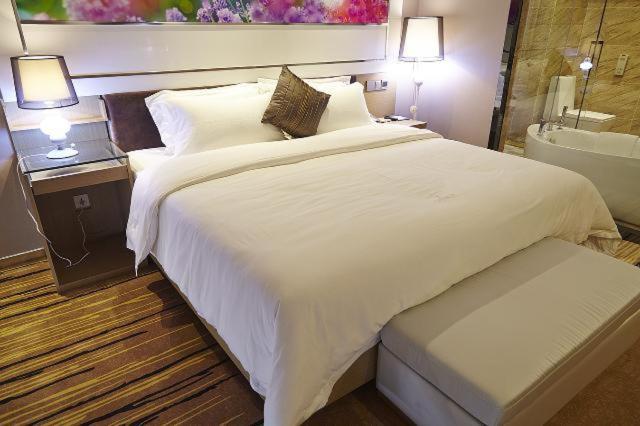 Номер Deluxe, Lavande Hotel Zhanjiang Guomao