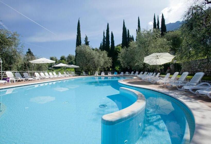 Апартаменты 1 Спальня, Villaggio Albergo Casa E Lago