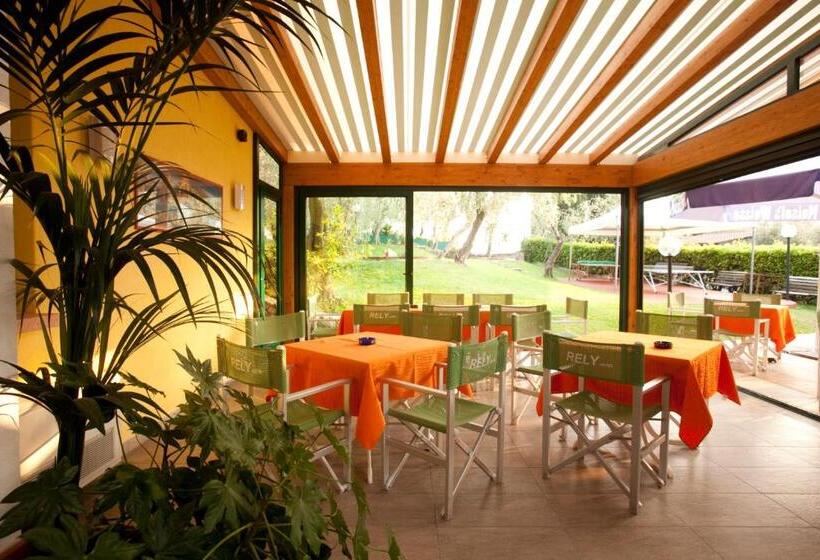 Апартаменты 1 Спальня, Villaggio Albergo Casa E Lago
