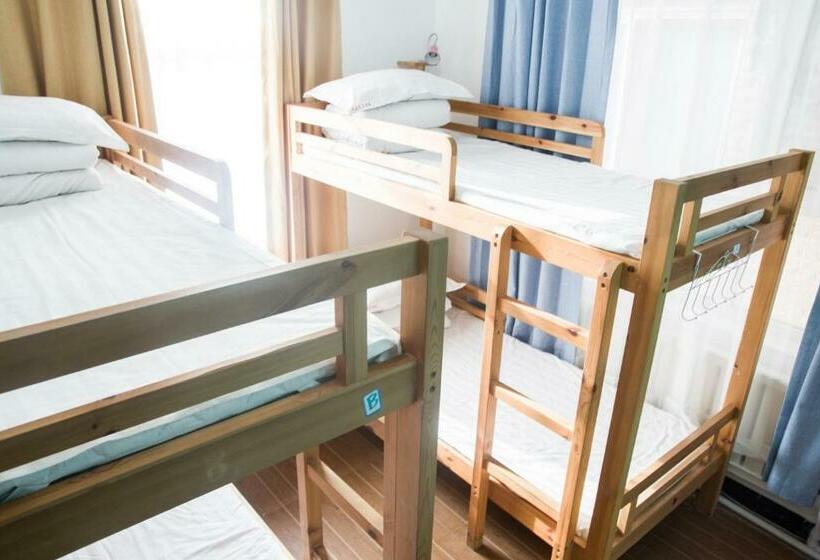 공용 욕실 구비 공동 객실 내의 침대, 大连天天青旅民宿