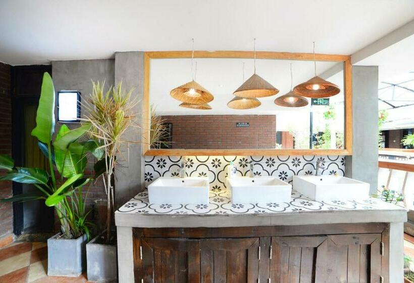 غرفة كومفورت, Chengdu Mix Hostel Courtyard Poshpacker