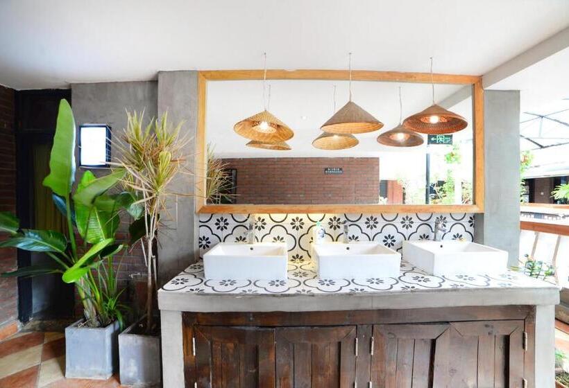 غرفة أساية فردية حمام مشترك, Chengdu Mix Hostel Courtyard Poshpacker