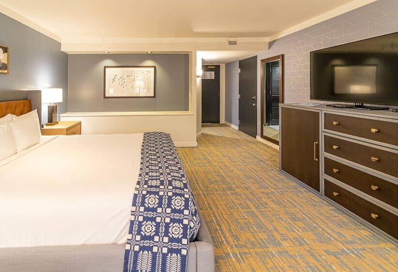 Premium Szoba, Williamsburg Lodge, Autograph Collection