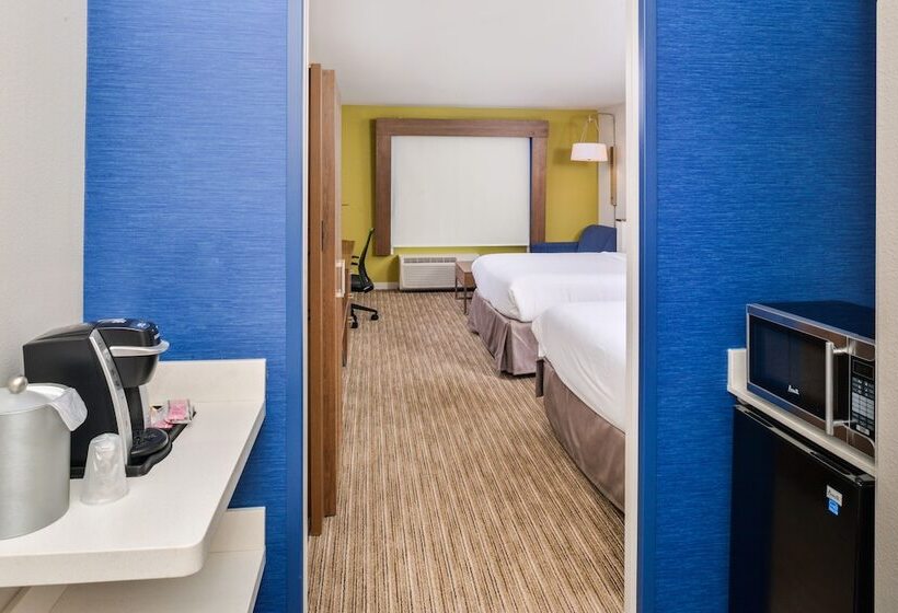 جناح لذوى الاحتياجات الخاصة, Holiday Inn Express & Suites   Ogallala, An Ihg