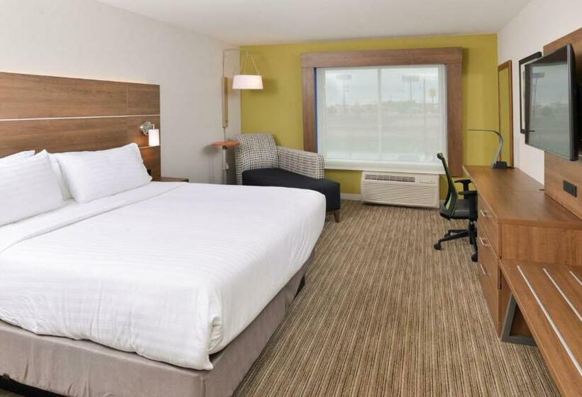 غرفة قياسية سرير كينج لذوى الإحتياجات الخاصة, Holiday Inn Express & Suites   Ogallala, An Ihg