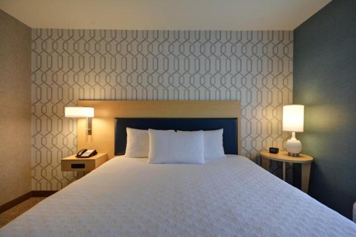 스위트 킹사이즈 침대, Home2 Suites By Hilton Livermore