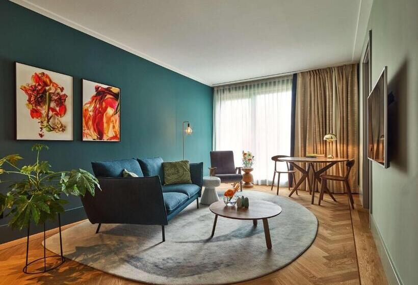 Suite King Bed, Hyatt Regency Amsterdam