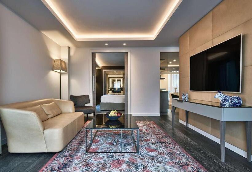 Suite, Hyatt Regency Amsterdam