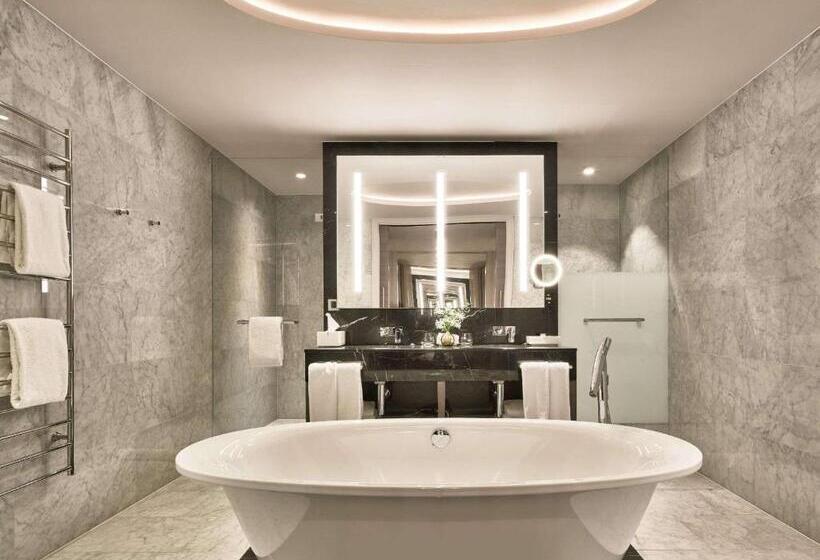 Suite, Hyatt Regency Amsterdam