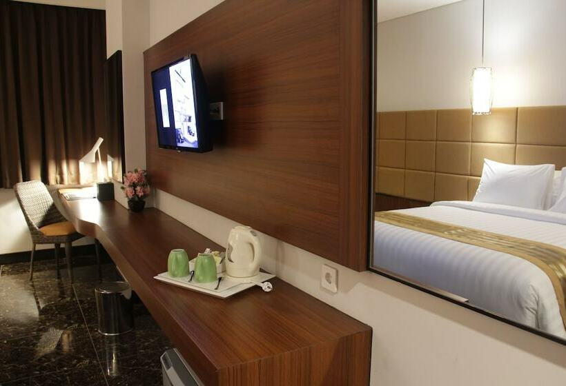 Номер Deluxe, Atrium Premiere Hotel Cilacap
