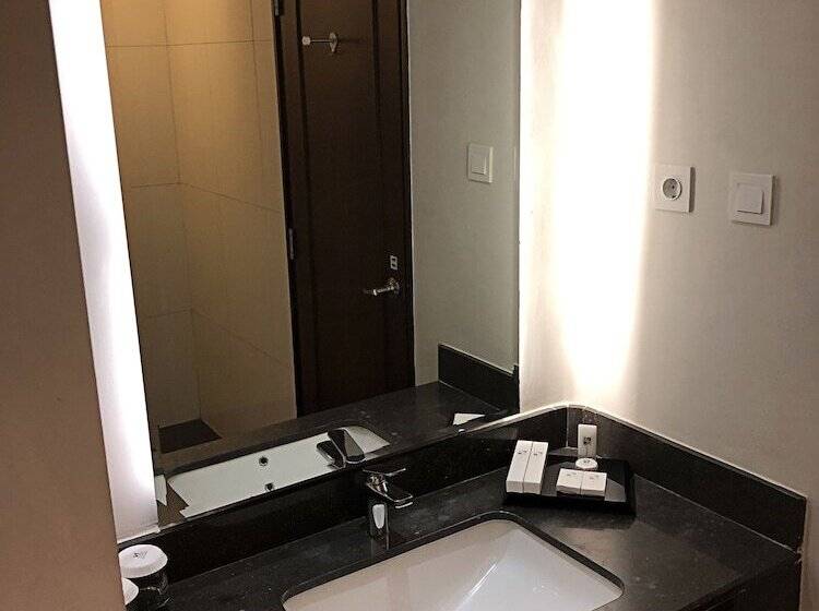 Номер Superior, Swiss Belhotel Bogor
