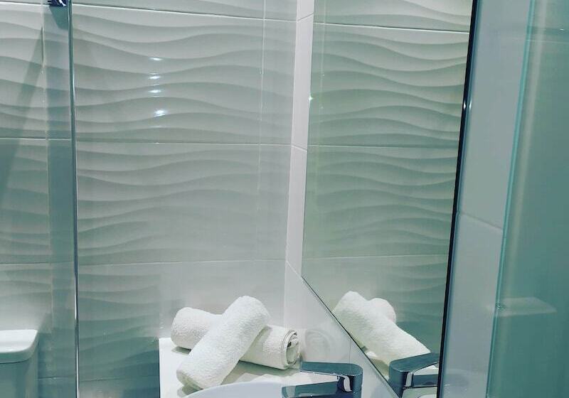 استودیوی استاندارد, Orion Apartments