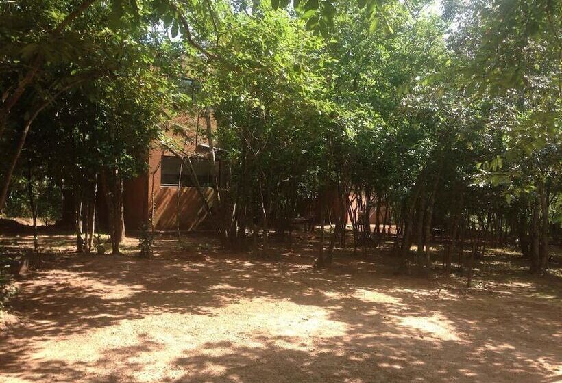 اتاق لوکس, Sigiri Wilderness Resort