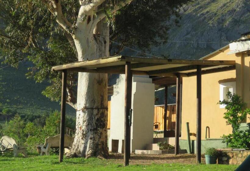 Шале 1 Спальня, Swartberg Backpackers