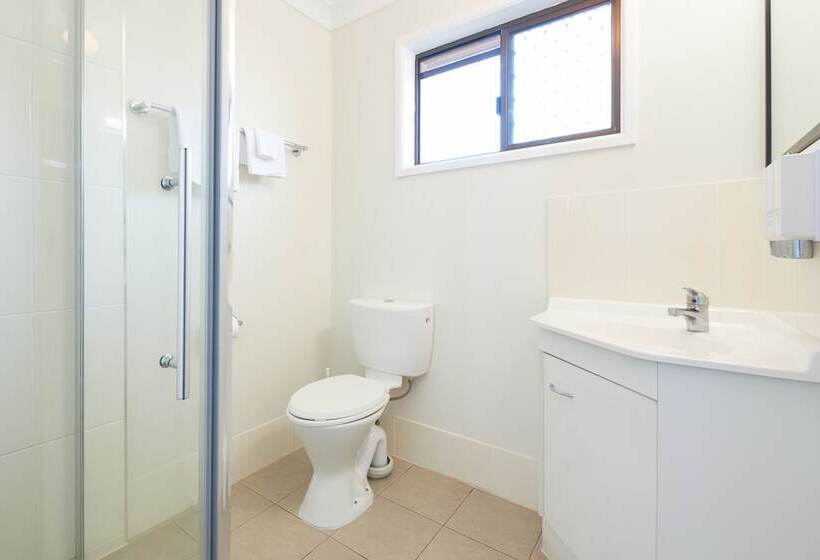 اتاق استاندارد, Ruthven Street Motor Inn