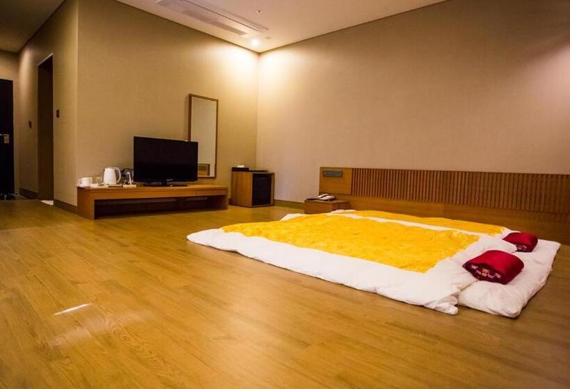 Номер Стандарт, J Square Hotel And Wedding