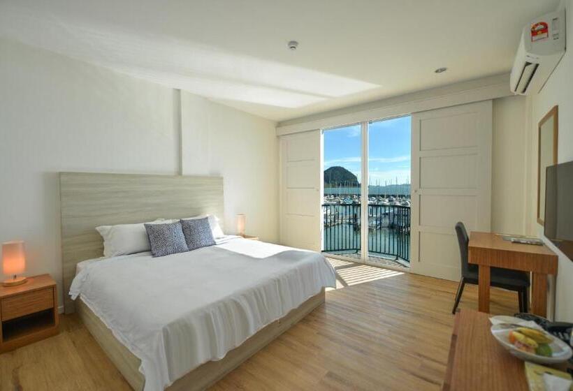 اتاق لوکس با چشم‌انداز دریا, Ramada By Wyndham Langkawi Marina