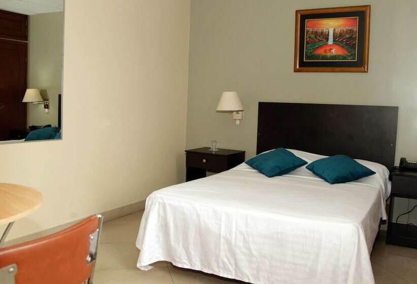 标准间, Varadero Internacional