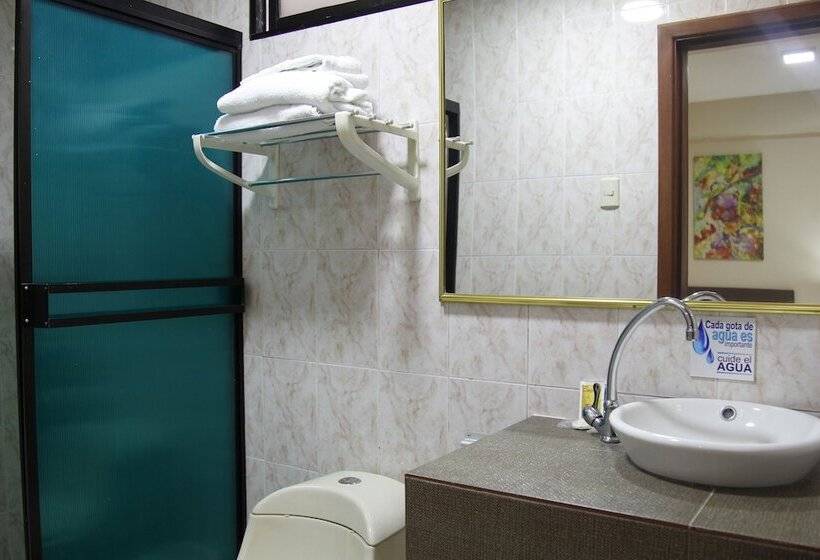 标准间, Varadero Internacional
