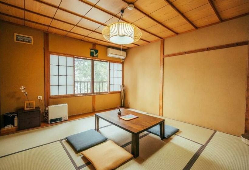 バス共有のスタンダードルーム, Lamp Nojiriko