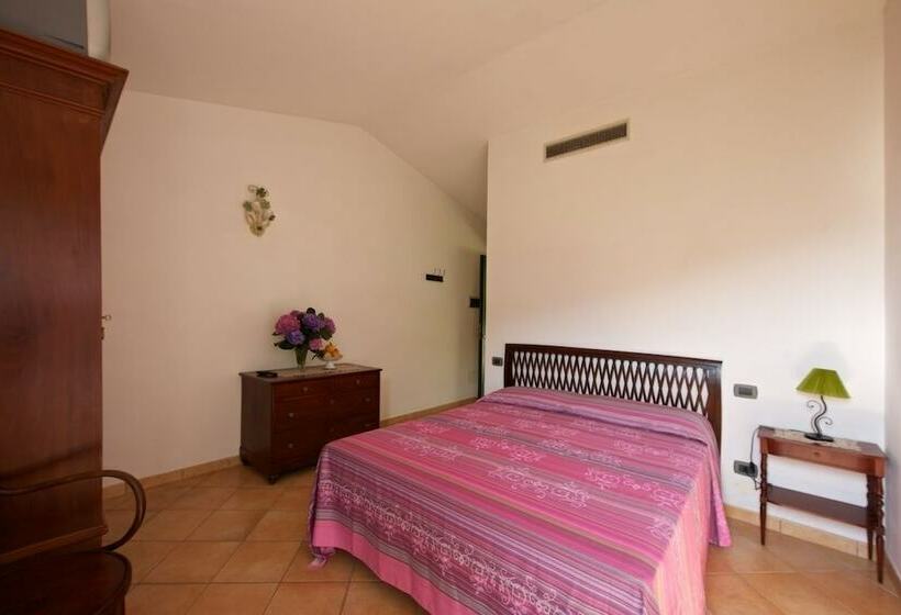 Номер Стандарт, Agriturismo La Lobra