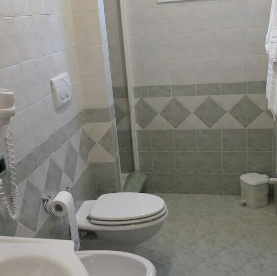 اتاق استاندارد سه نفره, Agriturismo La Lobra