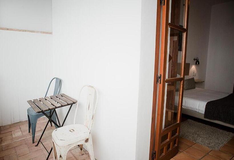 Номер Стандарт с Террасой, Hostel Café Frenteabastos