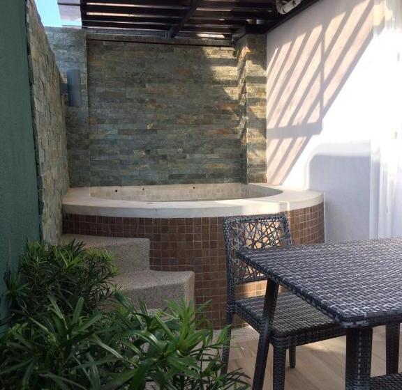 جناح, Boracay Haven Suites