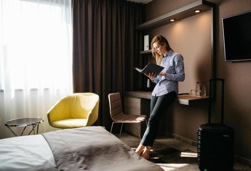 Номер Стандарт, Q Hotel Plus Katowice