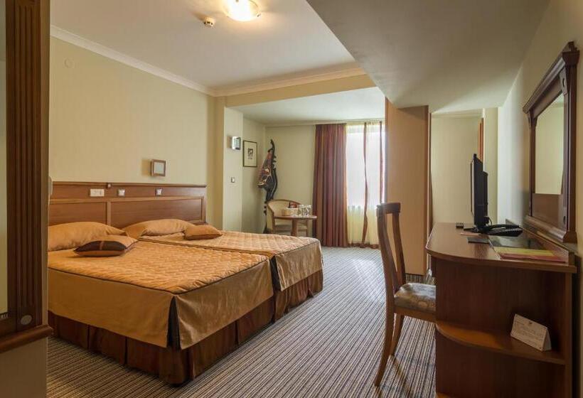 스탠다드 룸, Diplomat Plaza Hotel & Resort