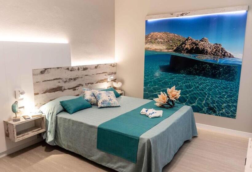 اتاق استاندارد سه تخته با بالکن, Acquamarina