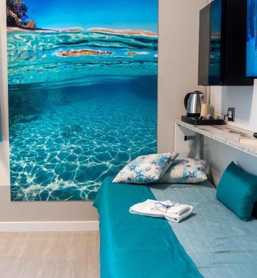 اتاق استاندارد, Acquamarina